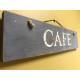 Plaque Murale "Café" Athezza Décoration à Suspendre Ecriteau en Bois Bleu et Corde Naturelle 2x13x42cm