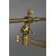 Lampe Murale Penelope Noir Dutchbone Applique Murale Eclairage en Métal Noir et Couleur Laitonnée 19x19x60cm