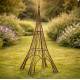 Structure Pyramidale en Acier Oxydé Tuteur Forme Tour Eiffel Support à Plantes Grimpantes 59x59x146cm