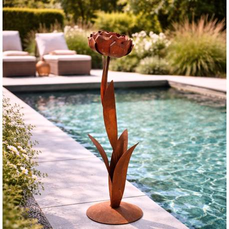 Grande Fleur sur Socle Sculpture Inspiration Rose en Acier Oxydé Décoration Extérieure Géante à Poser 31x31x115cm