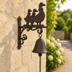 Cloche ou Applique Carillon Murale Motifs Oies en Fonte Patinée Marron 7,5x16,5x24,5cm