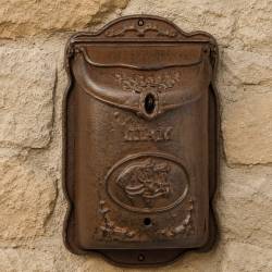 Boite aux Lettres ou Boite à Courriers Murale en Fonte Marron Motif Cheval 10,50x31,50x44,50cm